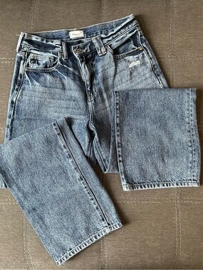 EUC KanCan Denim Mom Jeans in Medium Blue Wash 7/27